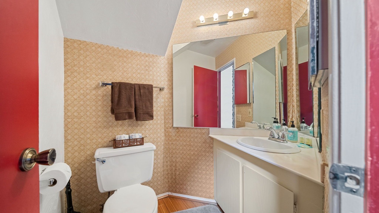 Photo of Bathroom in Idyllwild