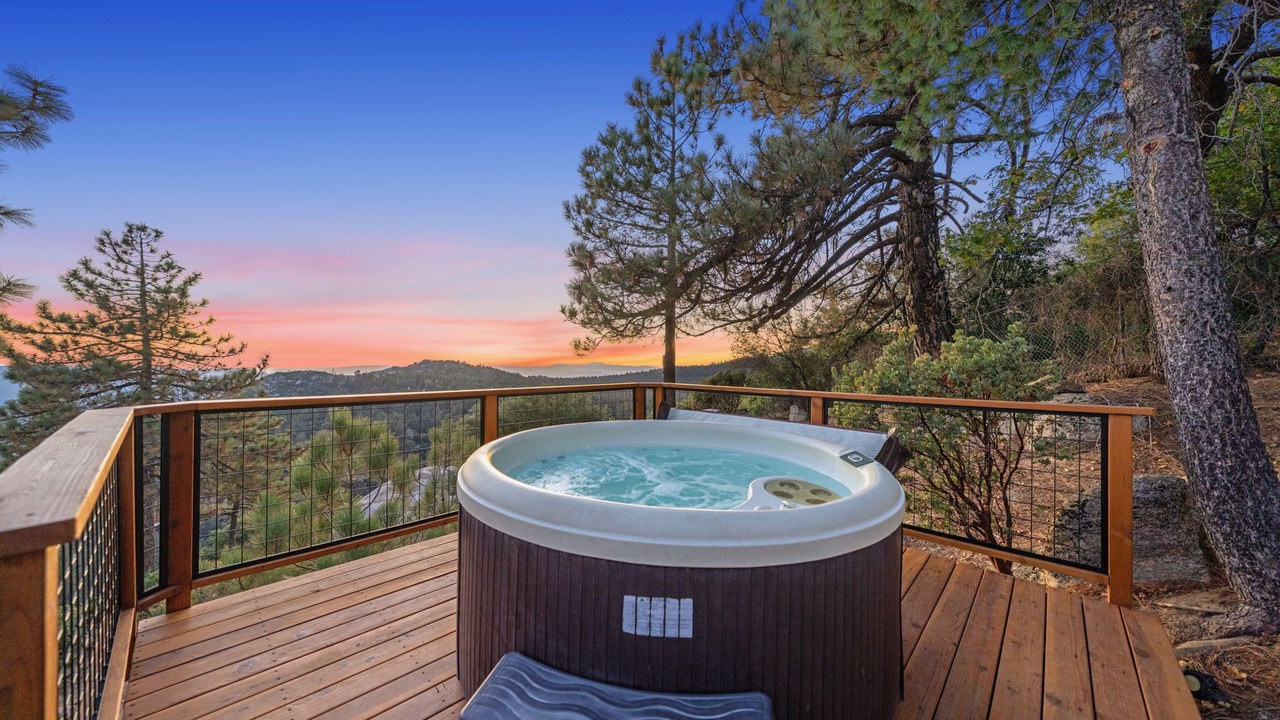 Photo of Patio Balcony in Idyllwild