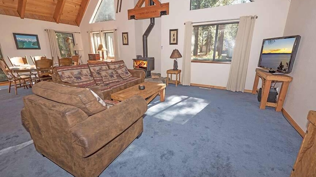 Photo of Livingroom in Tahoe Paradise