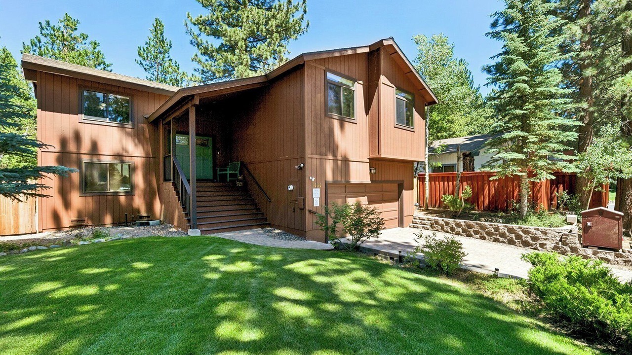 Photo of Outdoor in Highland Woods