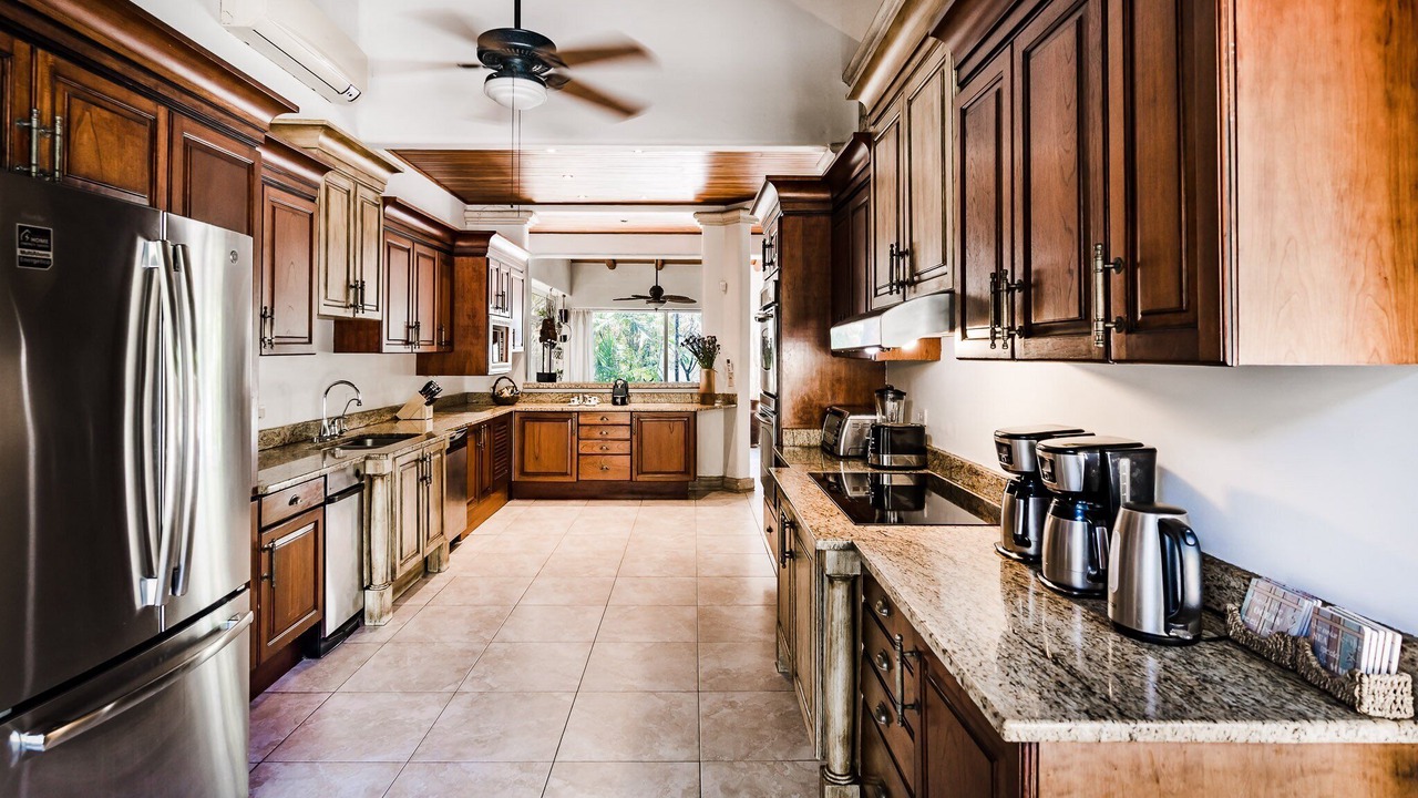 Photo of Kitchen in Playa Langosta