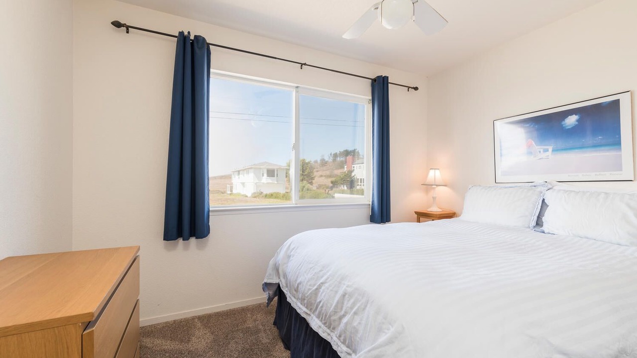 Photo of Bedroom in Marine Terrace
