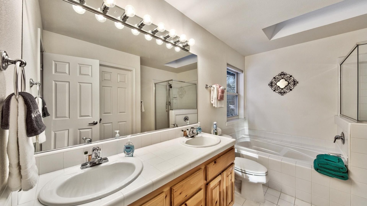 Photo of Bathroom in Pioneer Trail