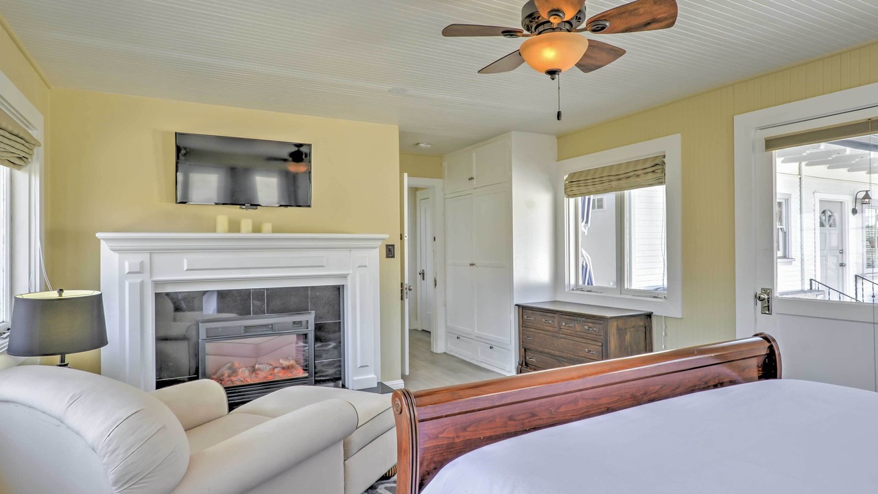 Photo of Bedroom in Carpinteria