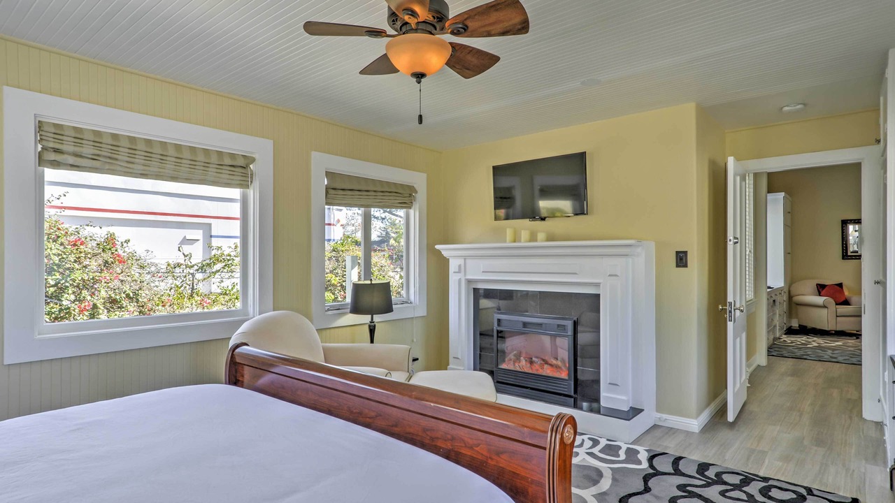Photo of Bedroom in Carpinteria