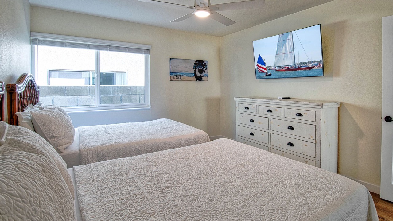 Photo of Bedroom in West Newport