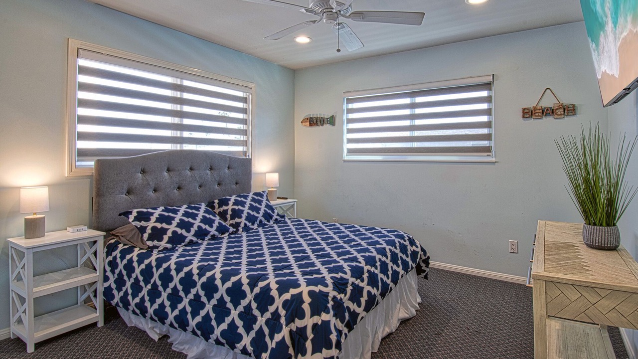 Photo of Bedroom in West Newport