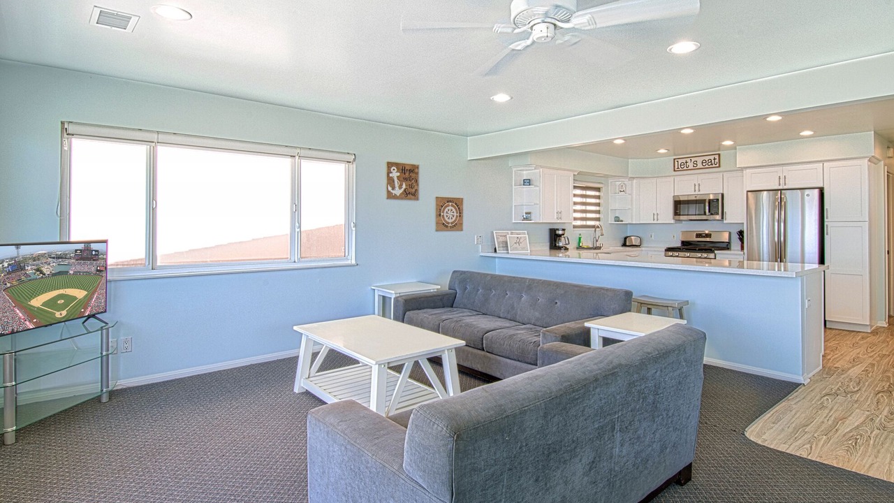 Photo of Livingroom in West Newport