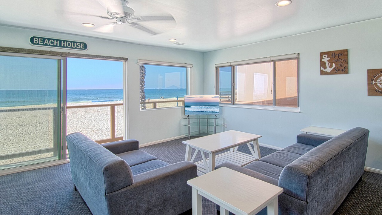 Photo of Livingroom in West Newport