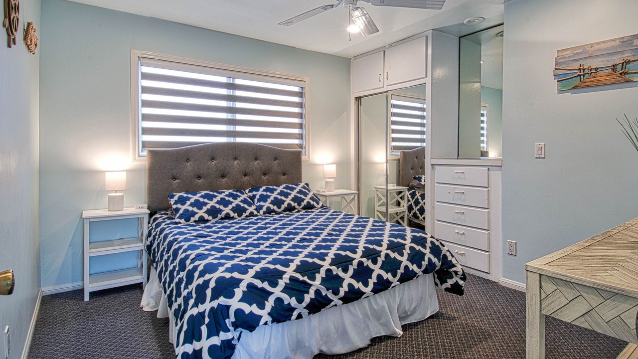 Photo of Bedroom in West Newport