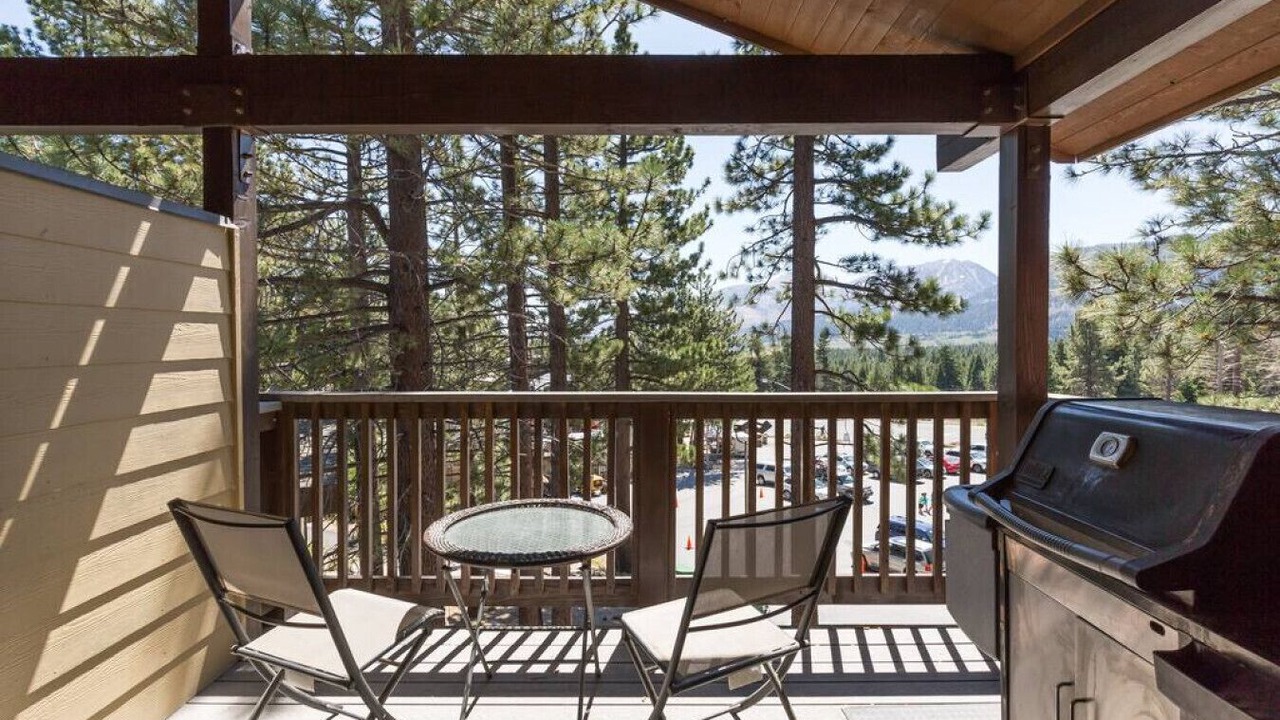 Photo of Outdoor in Mammoth Lakes