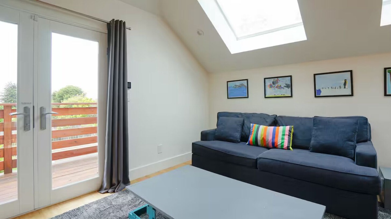Photo of Livingroom in Half Moon Bay