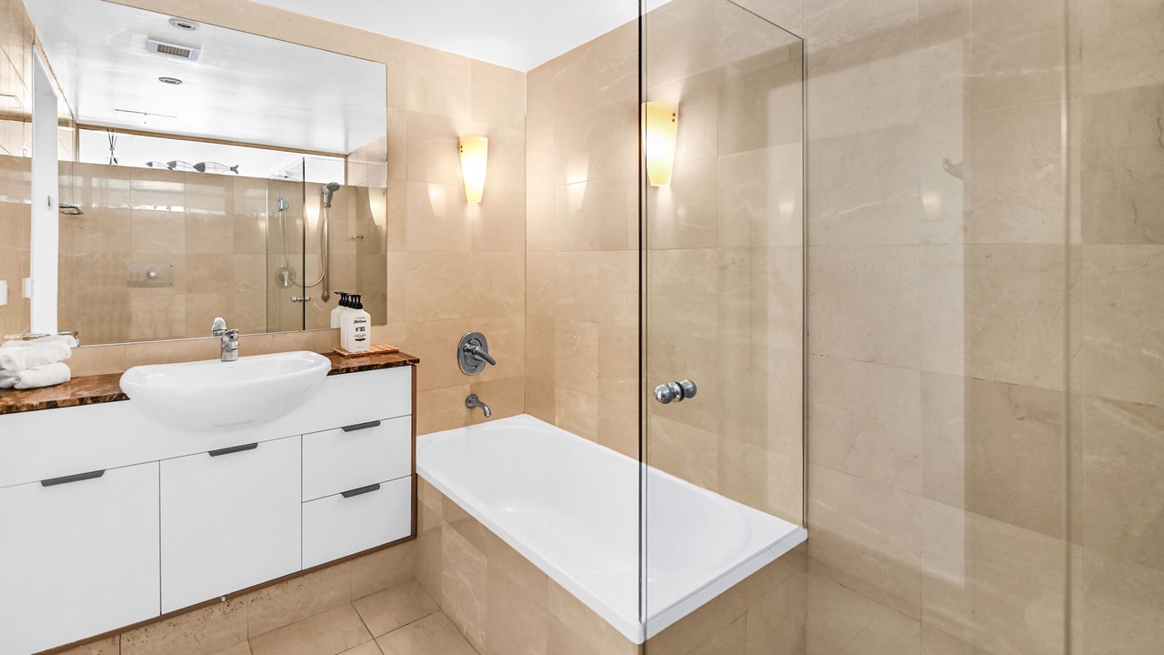 Photo of Bathroom in Mermaid Beach