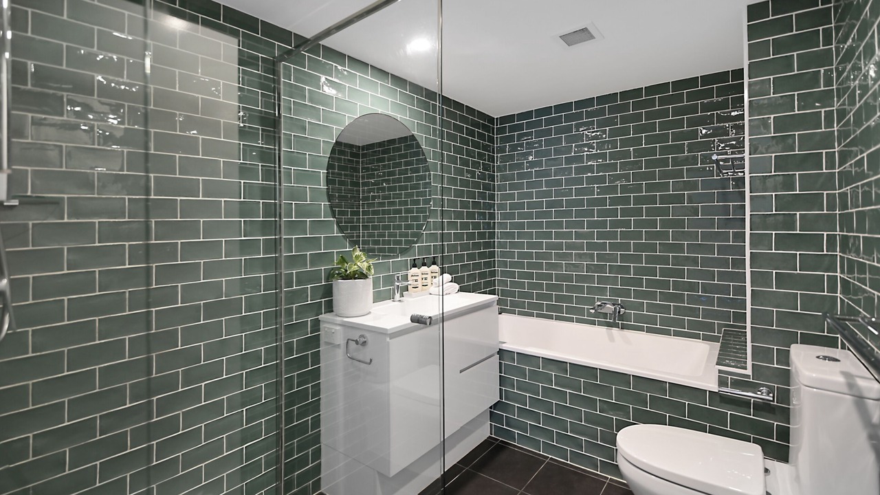 Photo of Bathroom in Mermaid Beach