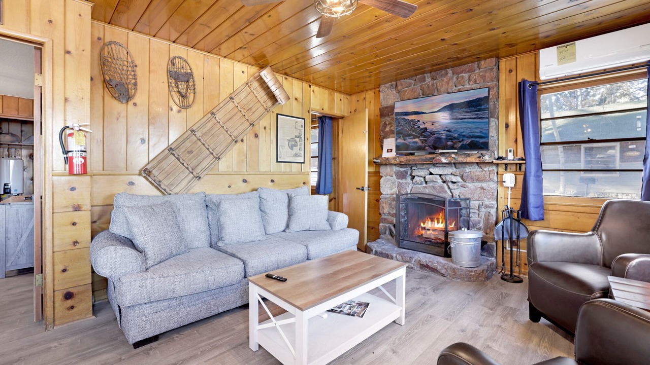 Photo of Livingroom in Big Bear Lake