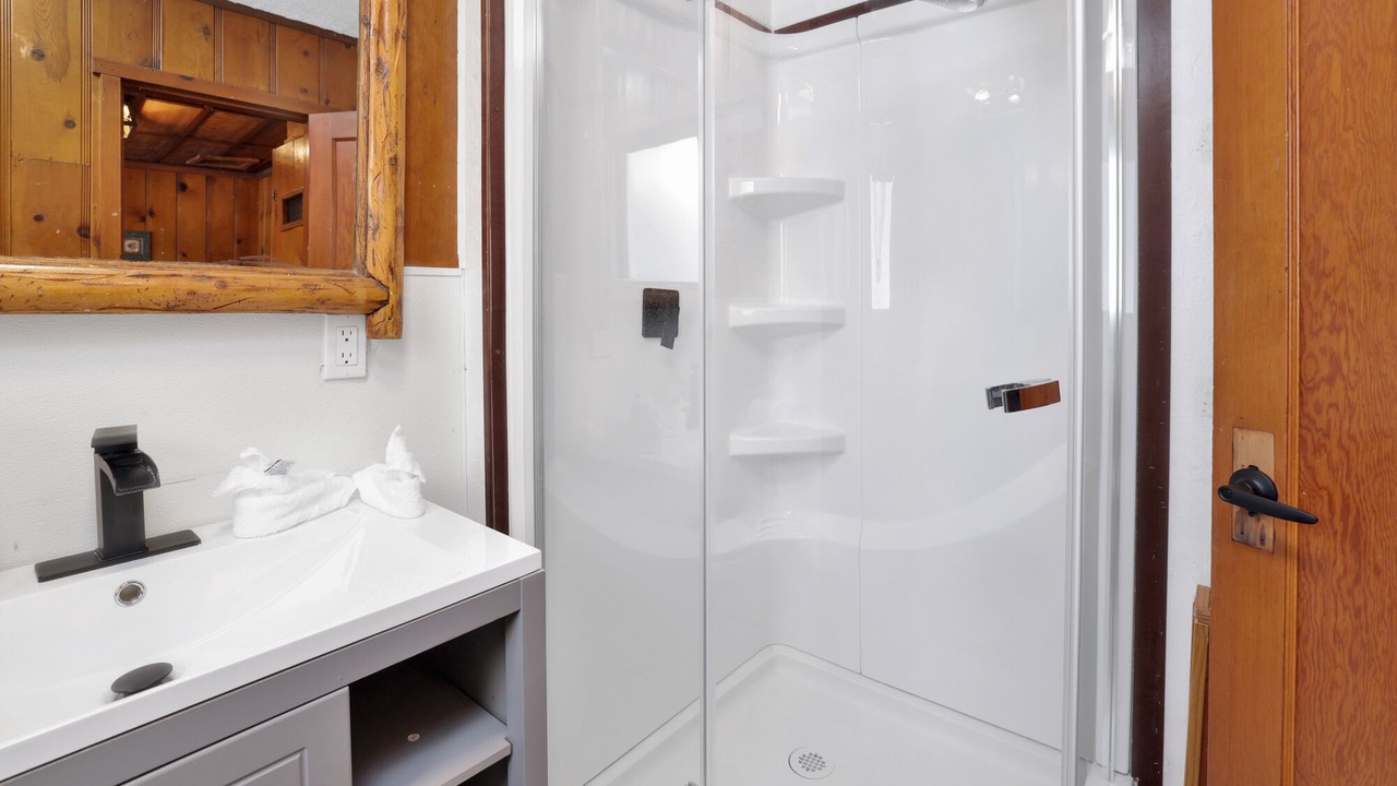 Photo of Bathroom in Big Bear Lake