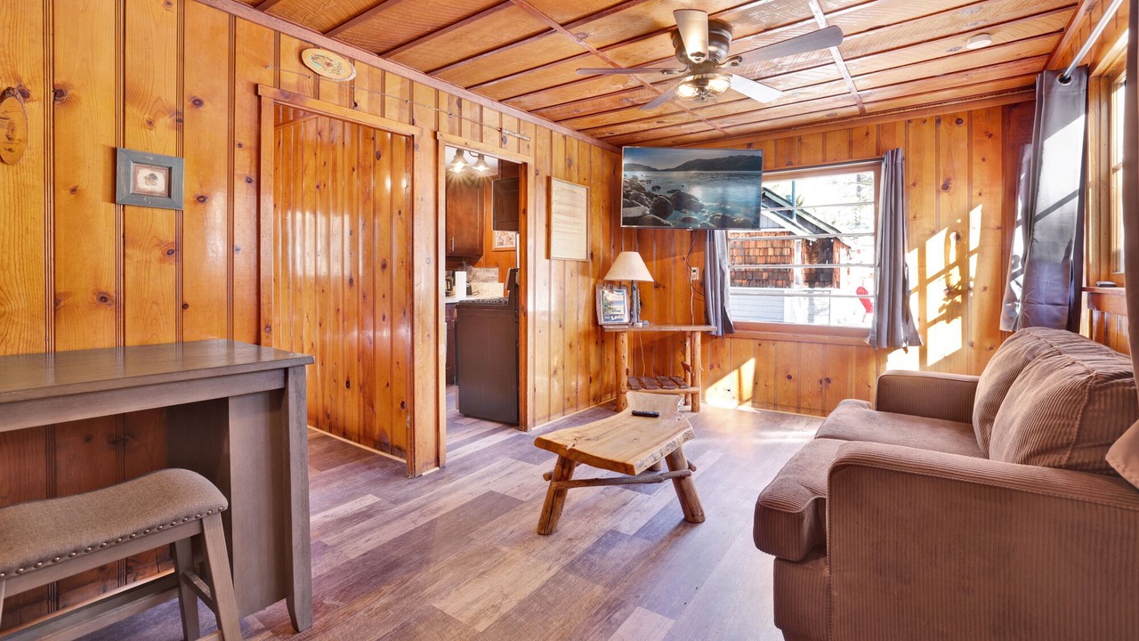 Photo of Livingroom in Big Bear Lake
