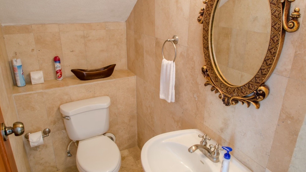 Photo of Bathroom in Guacalito de La Isla