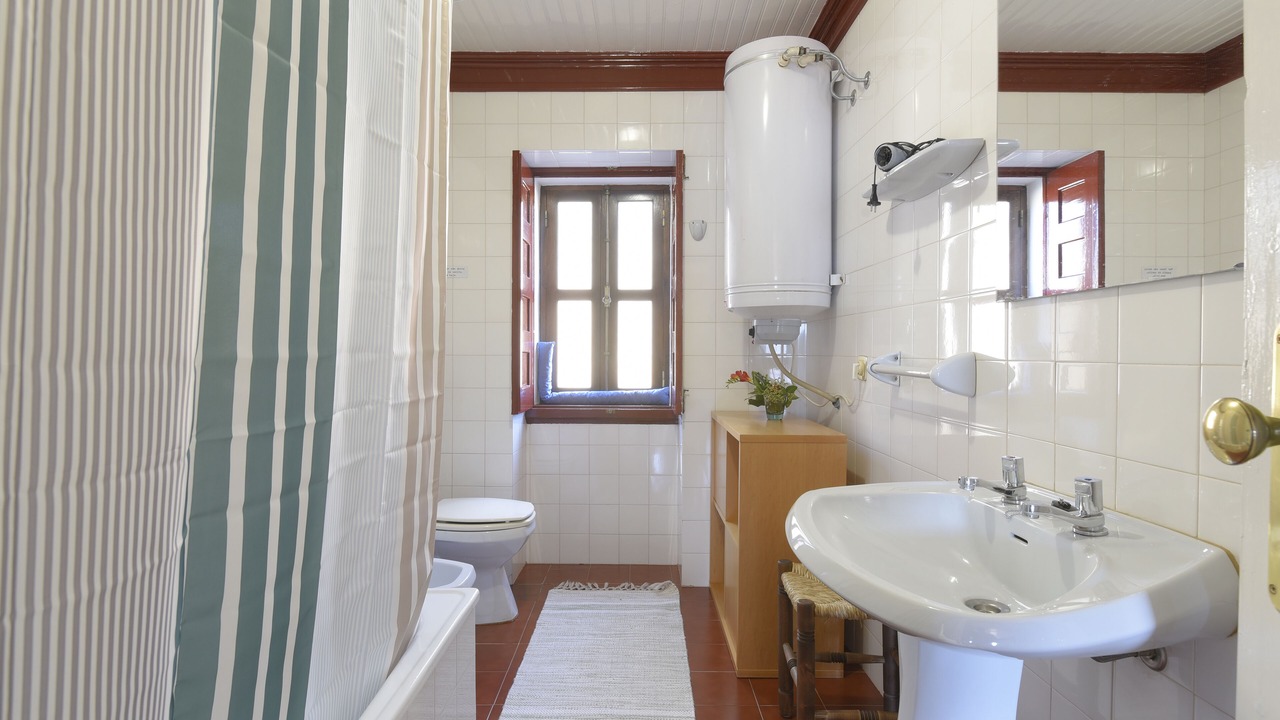 Photo of Bathroom in Manteigas