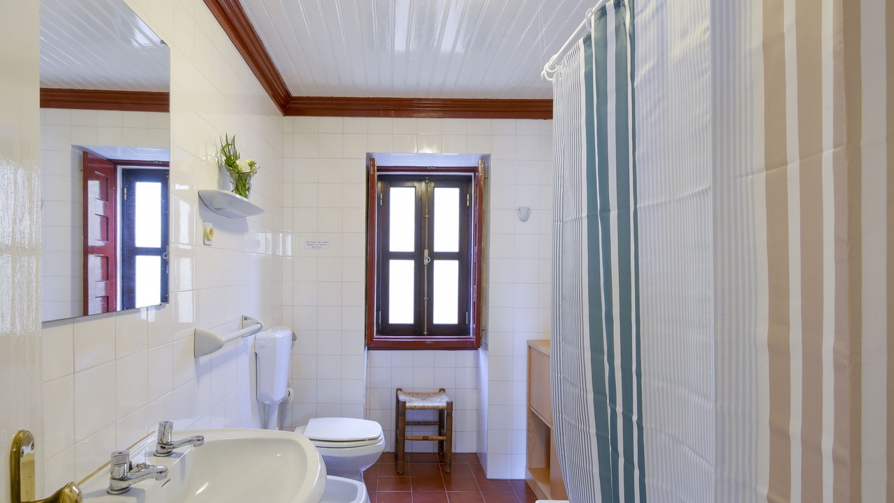 Photo of Bathroom in Manteigas