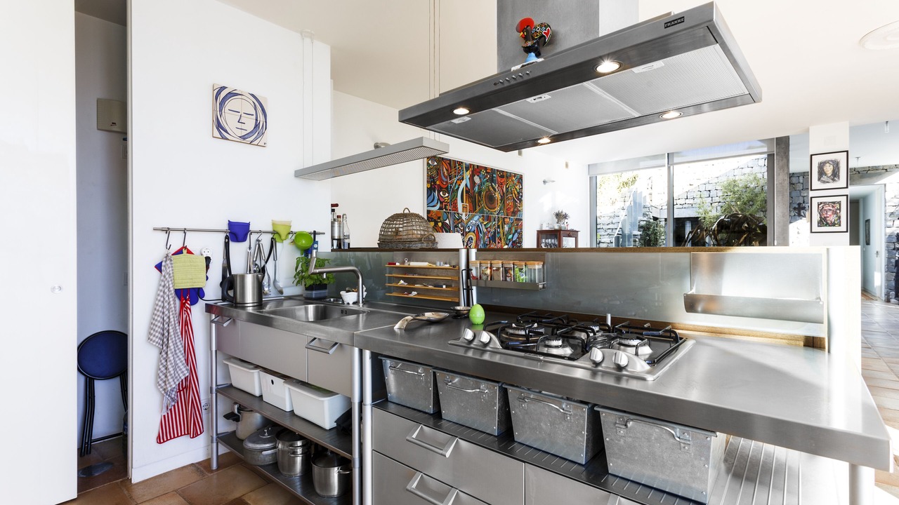 Photo of Kitchen in Santo Estevao