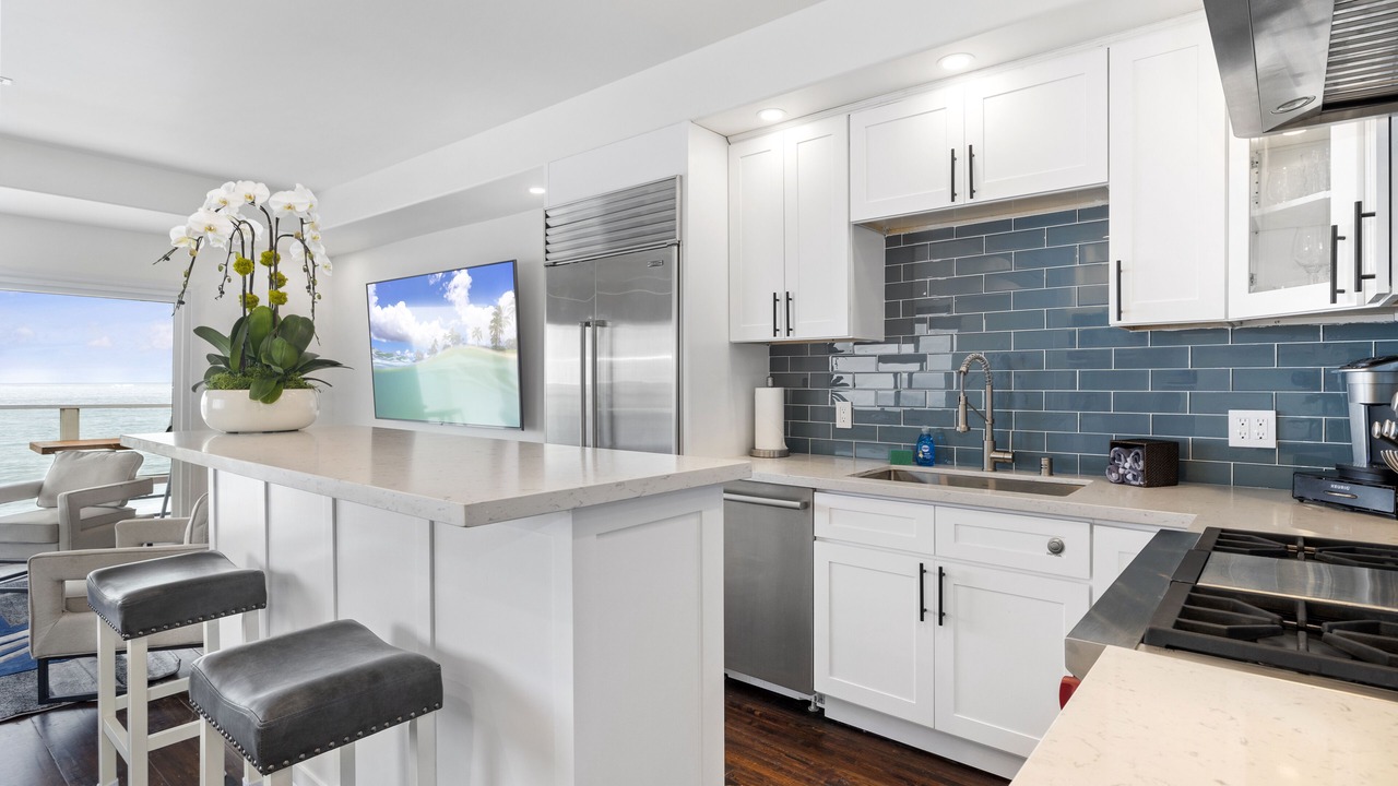 Photo of Kitchen in Central Malibu