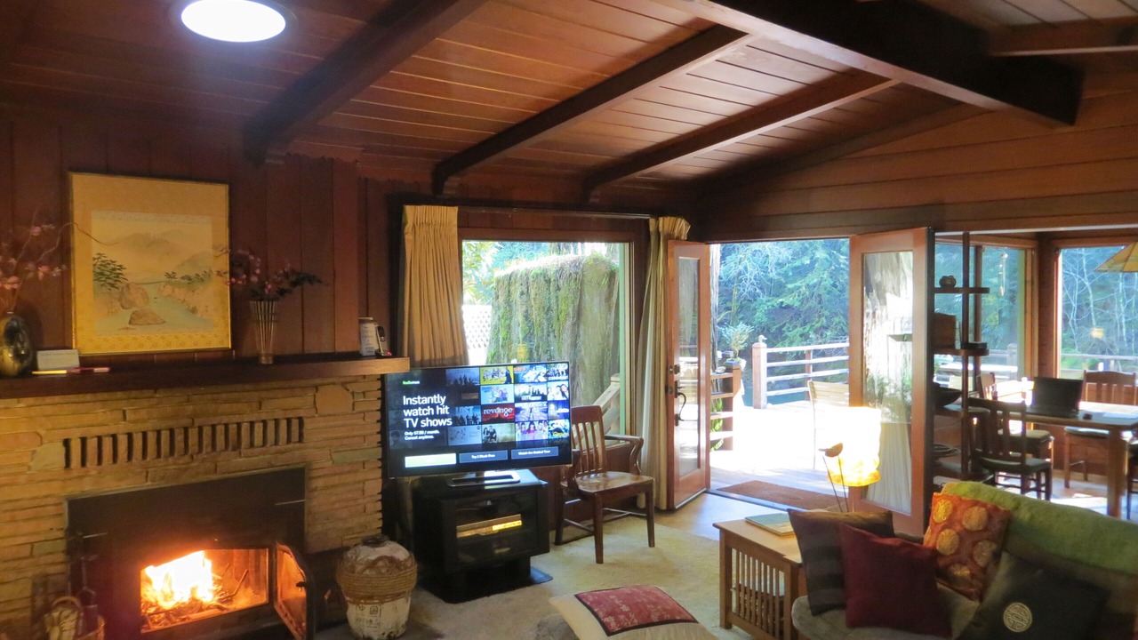 Photo of Livingroom in Cazadero