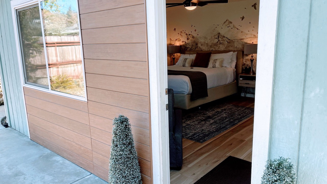 Photo of Bedroom in Lake Redding
