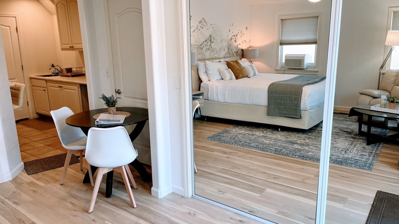 Photo of Bedroom in Lake Redding