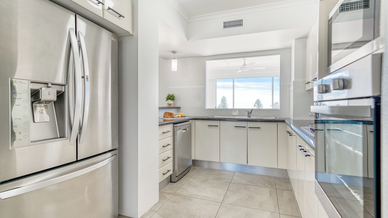 Photo of Kitchen in Main Beach