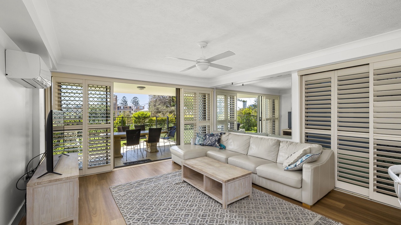Photo of Livingroom in Burleigh Heads