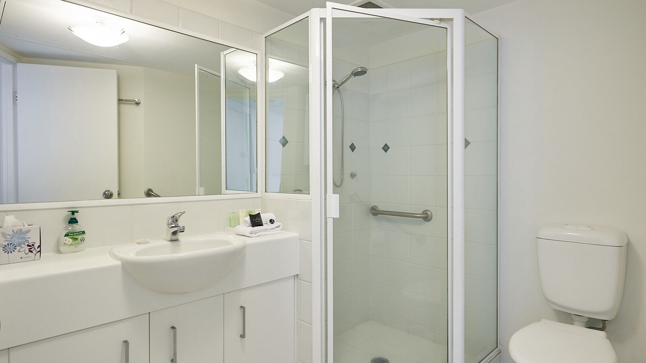 Photo of Bathroom in Main Beach
