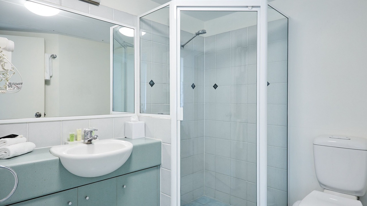 Photo of Bathroom in Main Beach