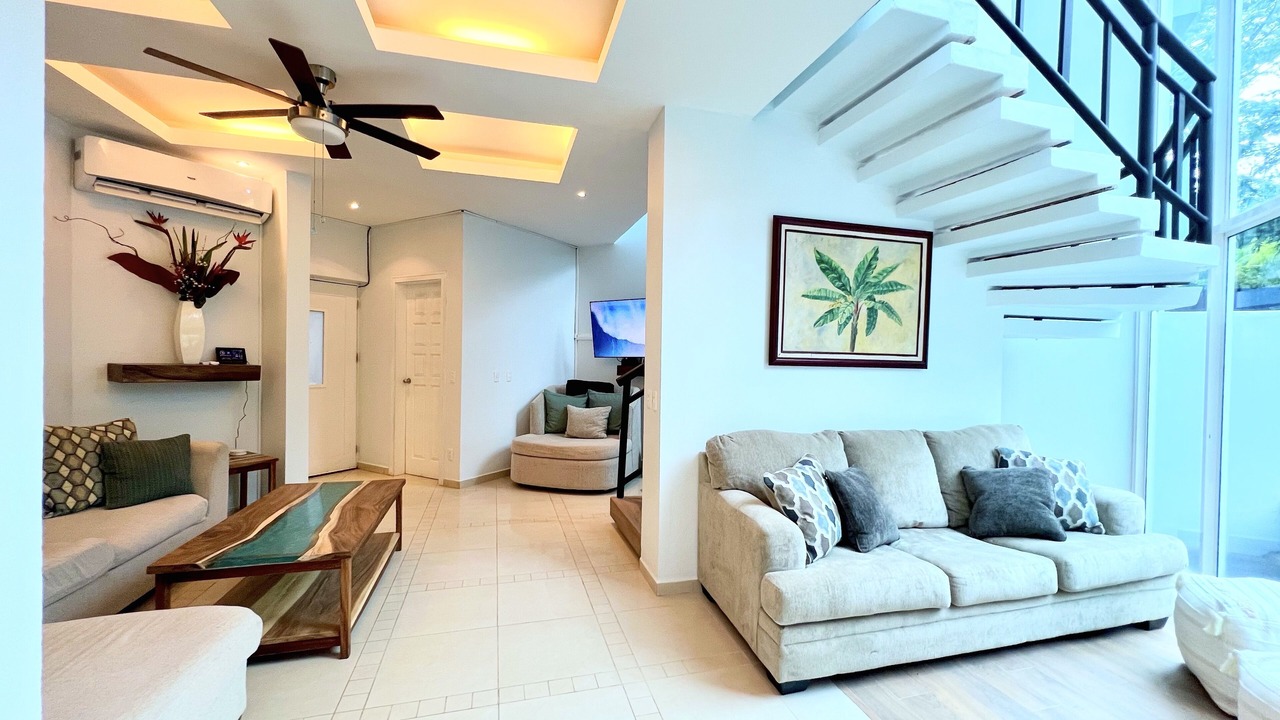 Photo of Livingroom in Playa Langosta