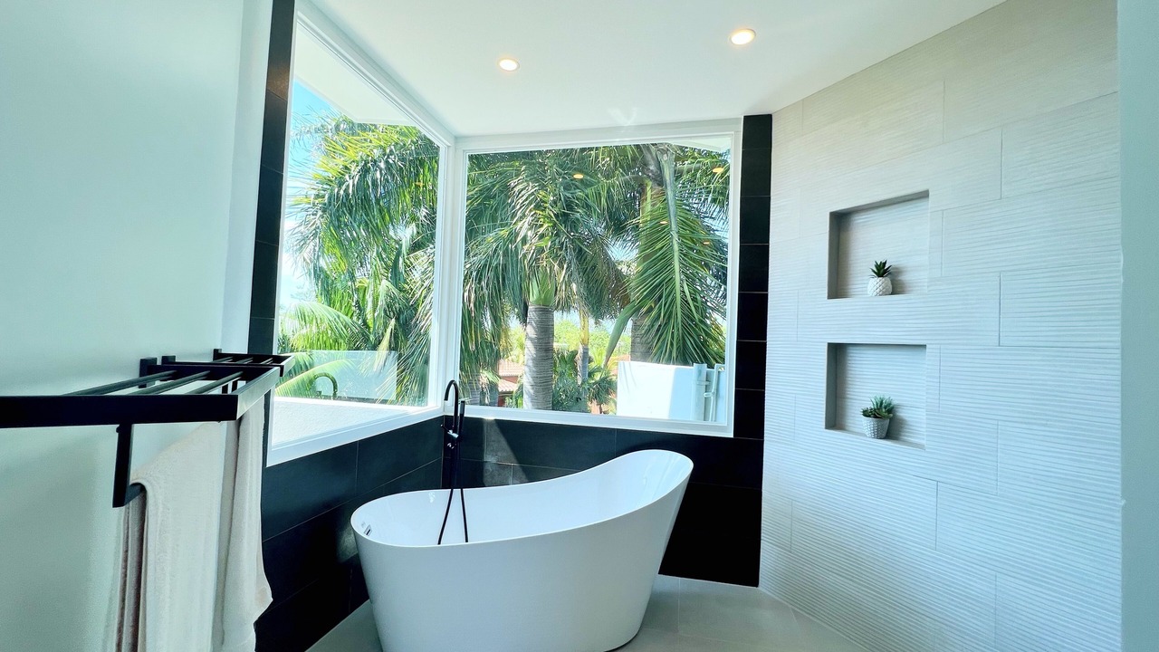 Photo of Bathroom in Playa Langosta