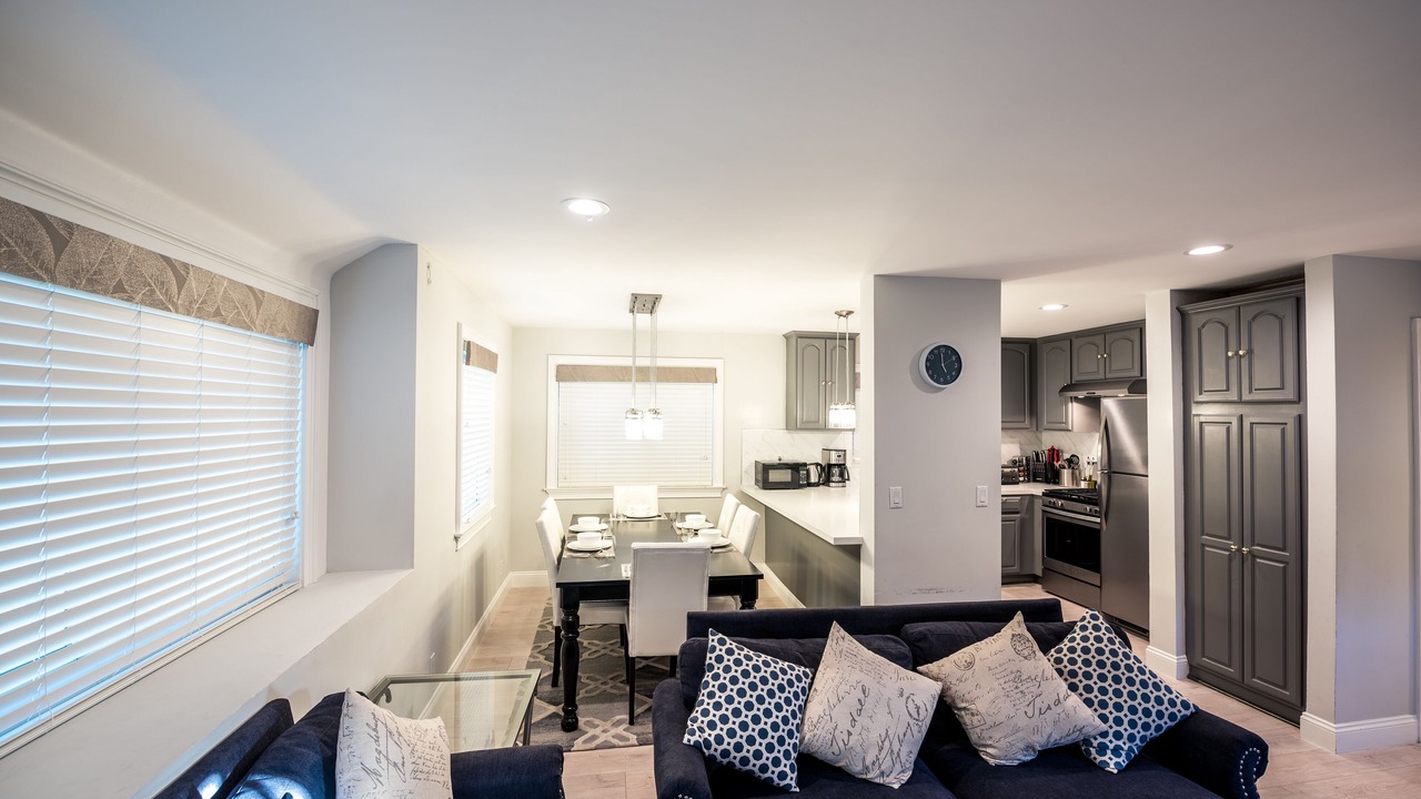 Photo of Livingroom in West Newport