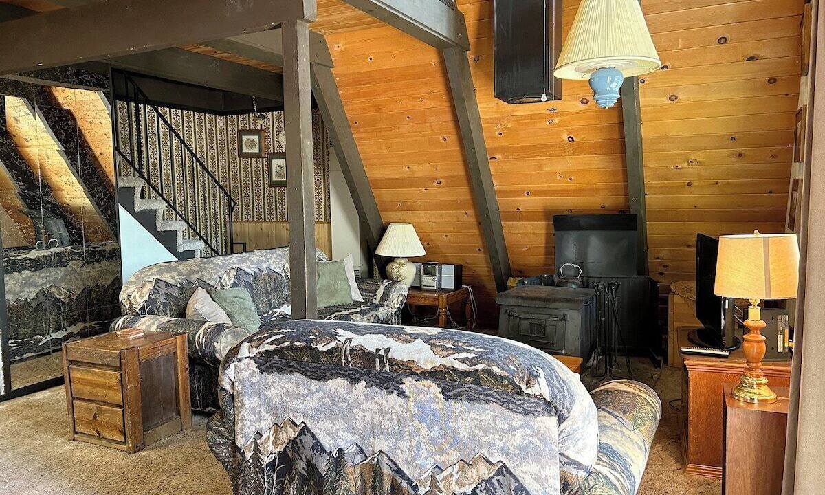 Photo of Livingroom in Pioneer Trail