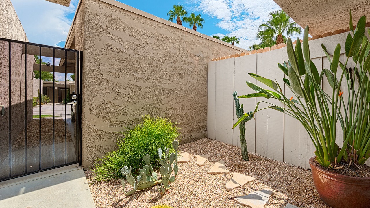 Photo of Outdoor in Sunrise Vista Chino