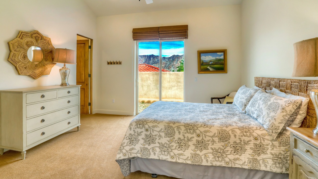 Photo of Bedroom in La Quinta Cove