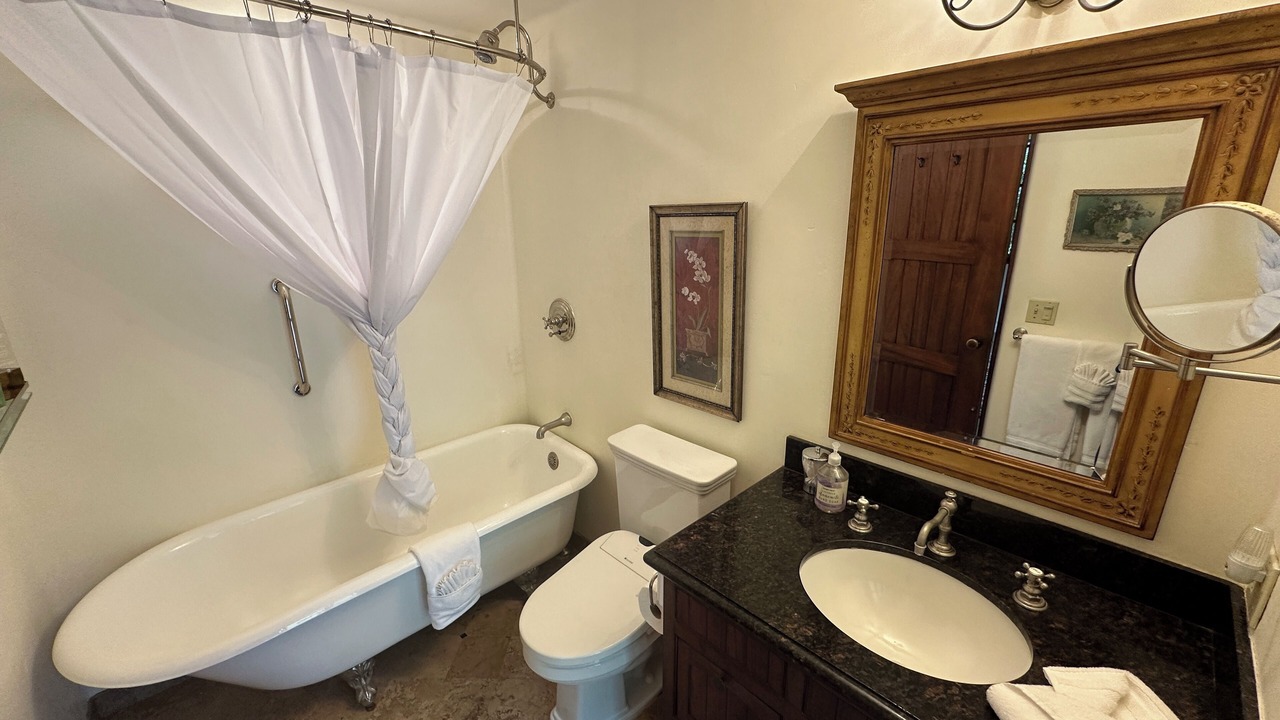 Photo of Bathroom in Montecito
