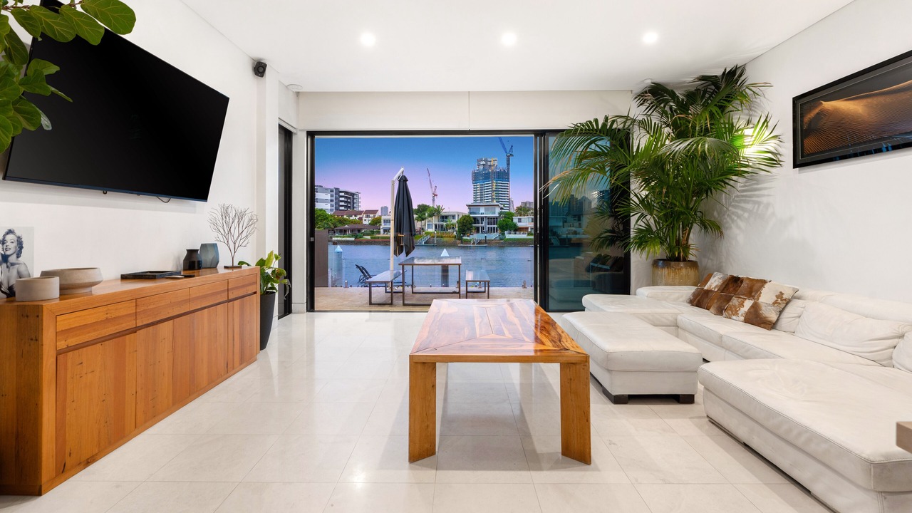 Photo of Livingroom in Surfers Paradise
