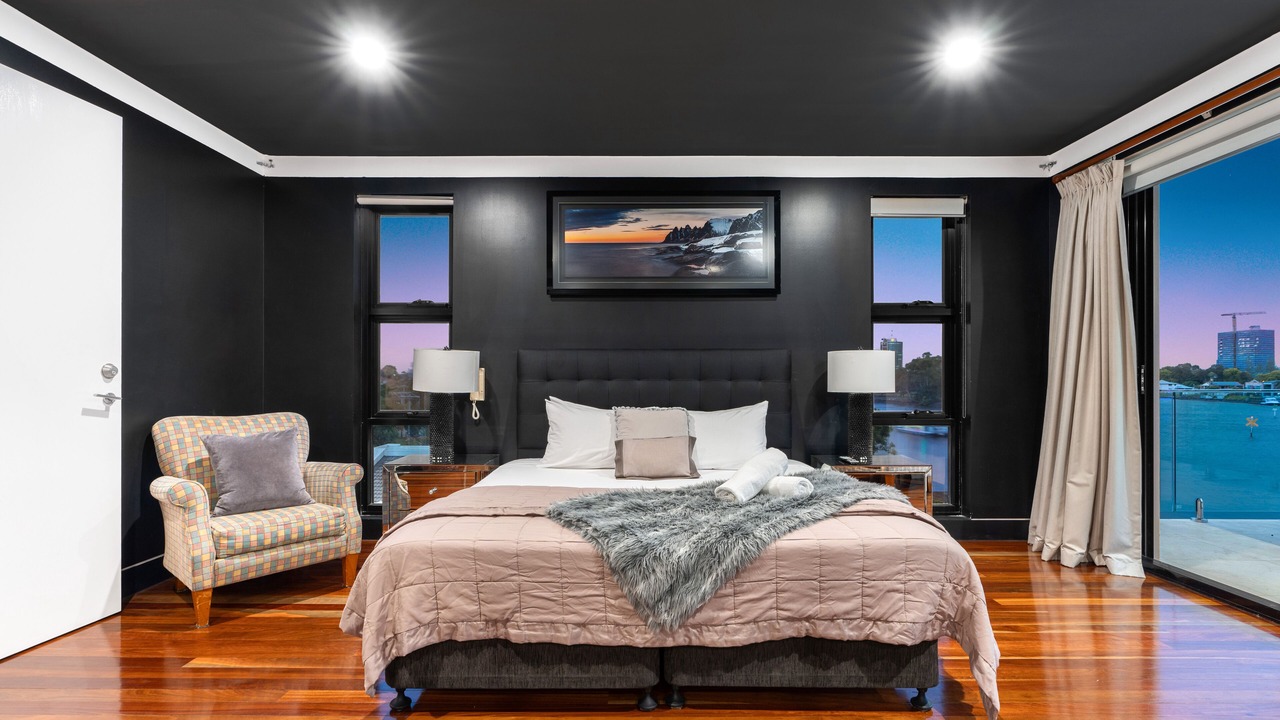 Photo of Bedroom in Surfers Paradise