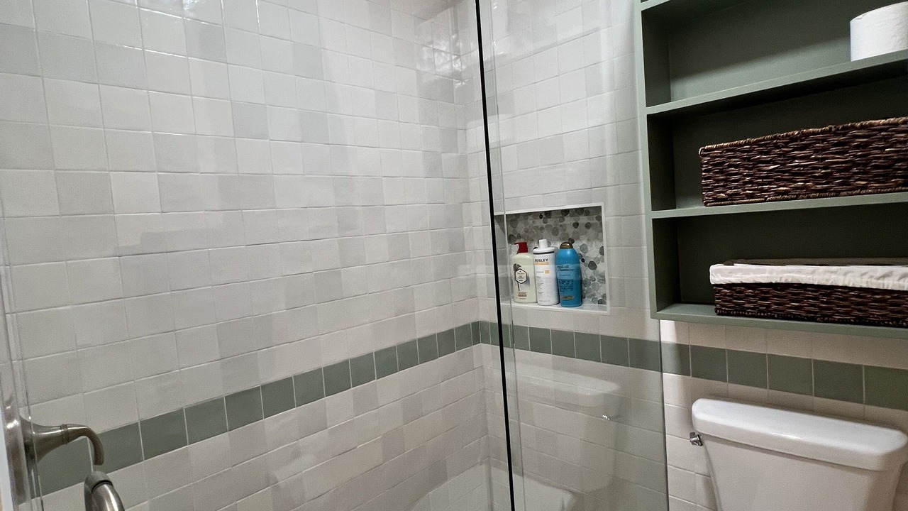 Photo of Bathroom in Carpinteria
