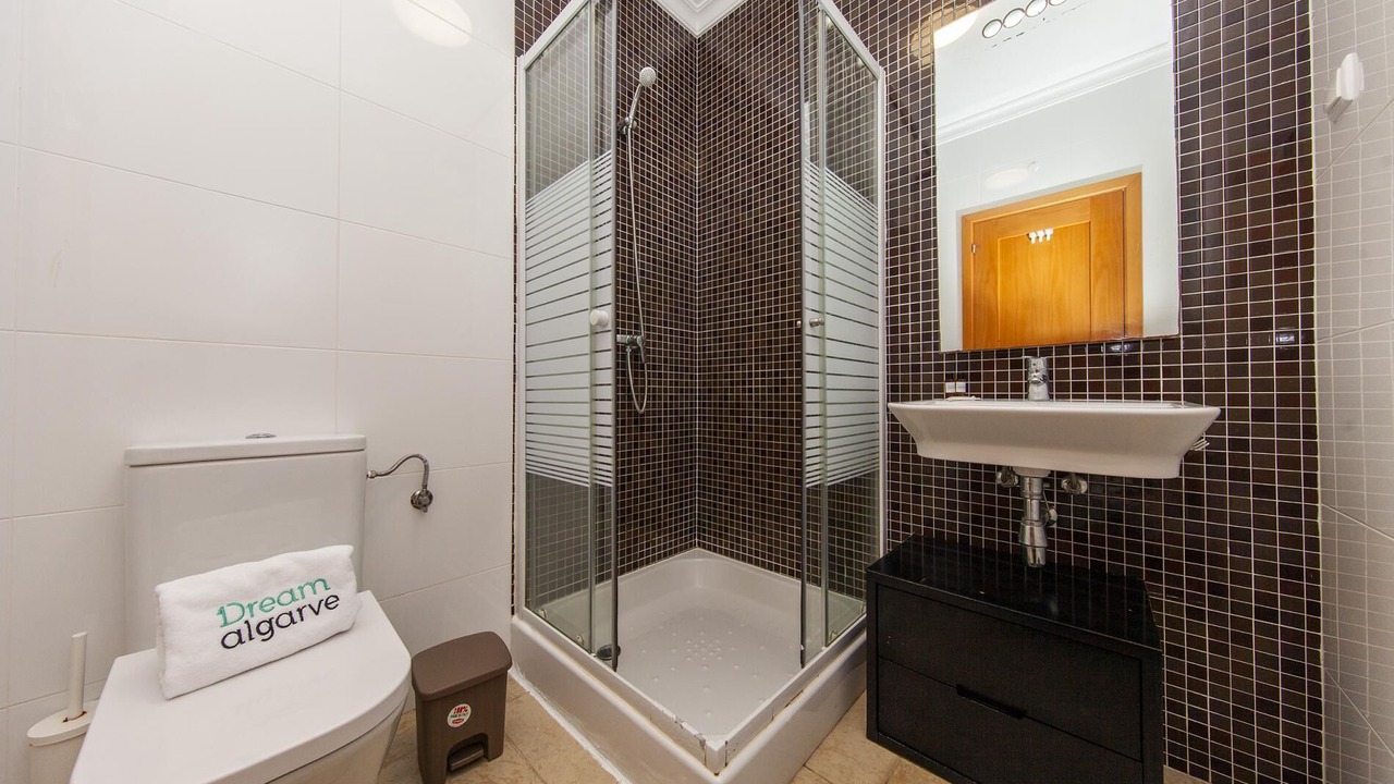 Photo of Bathroom in Funchal