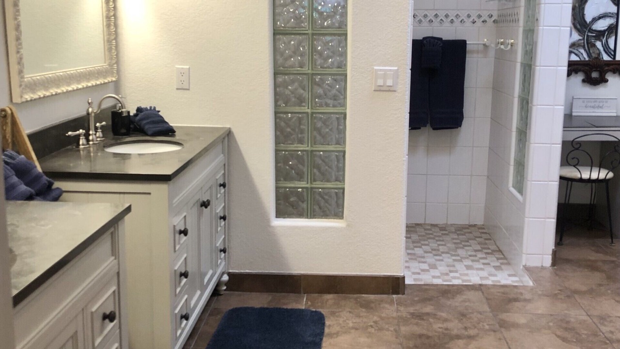Photo of Bathroom in Lake Havasu City