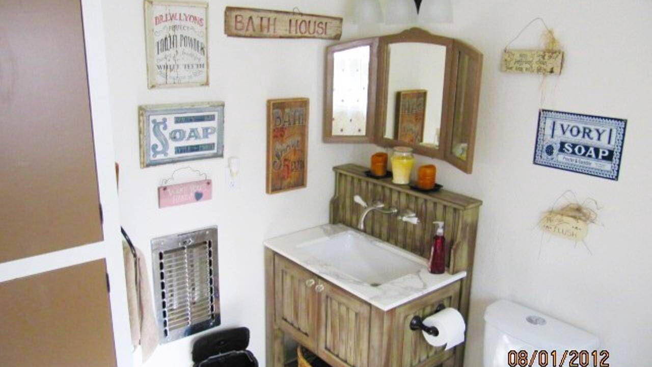 Photo of Bathroom in Julian