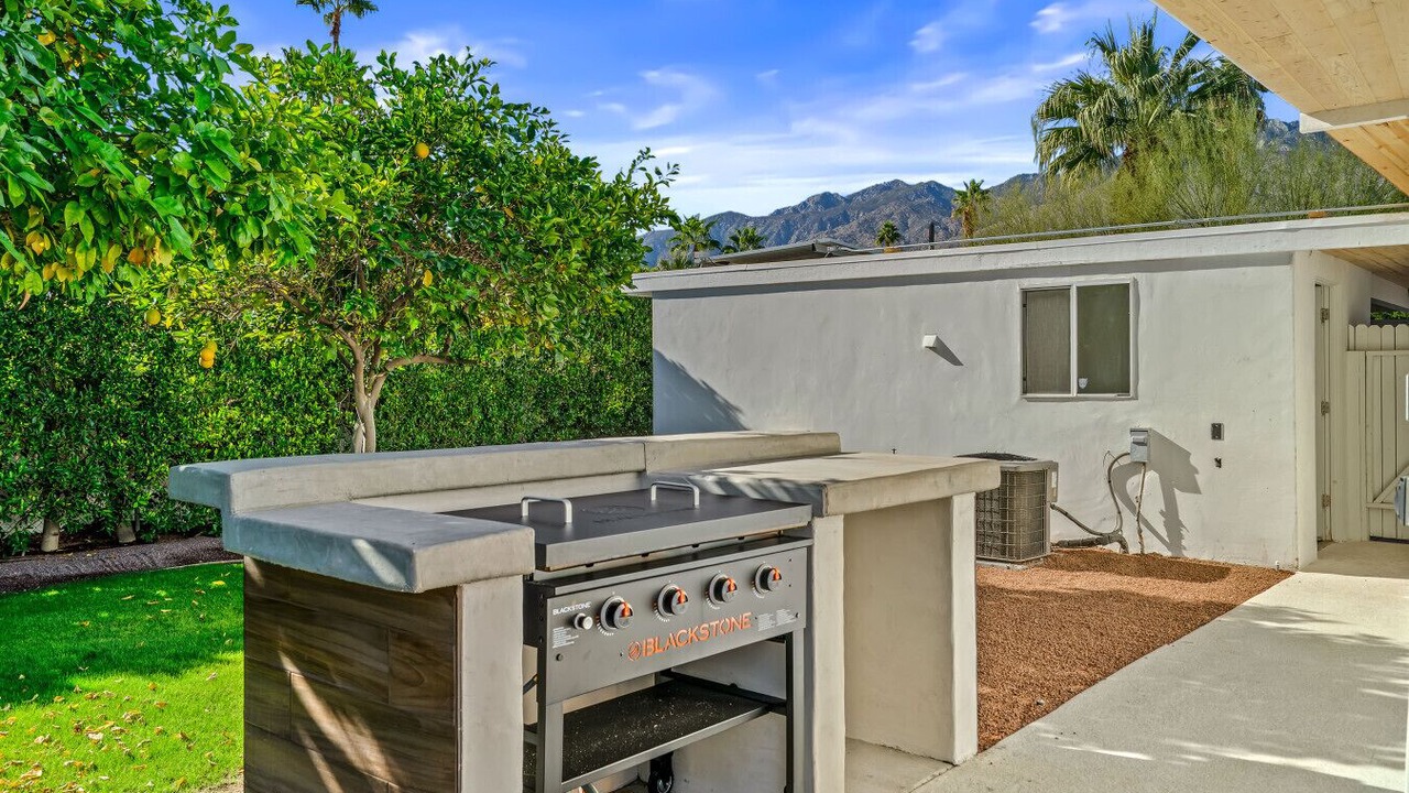 Photo of Outdoor in Sunmor