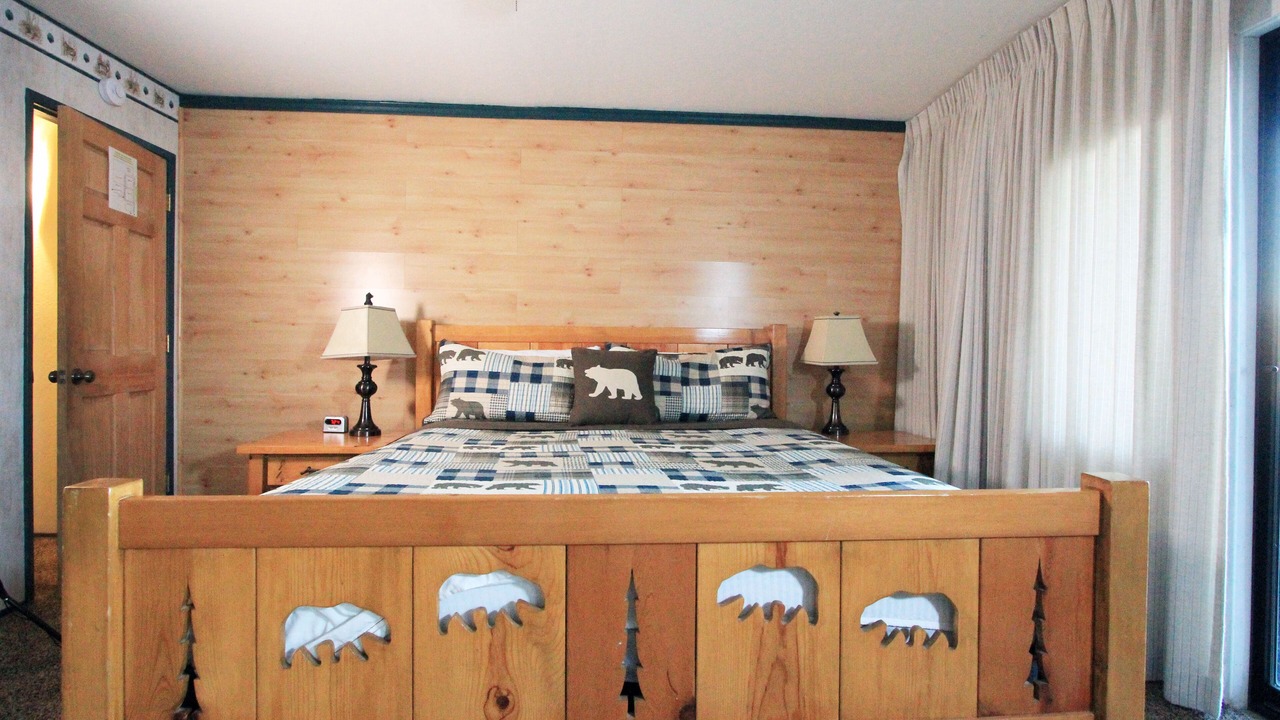 Photo of Bedroom in Tahoe Village