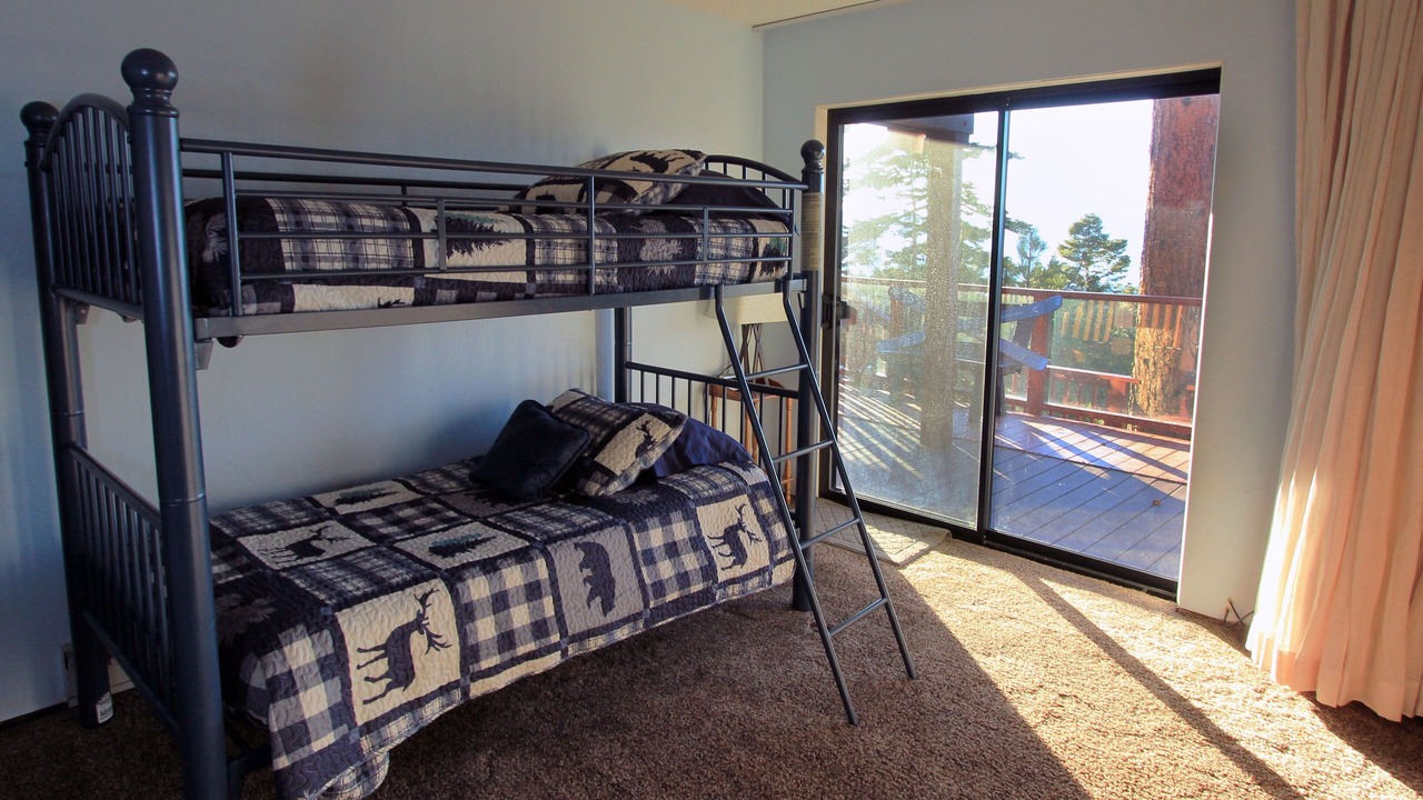 Photo of Bedroom in Tahoe Village