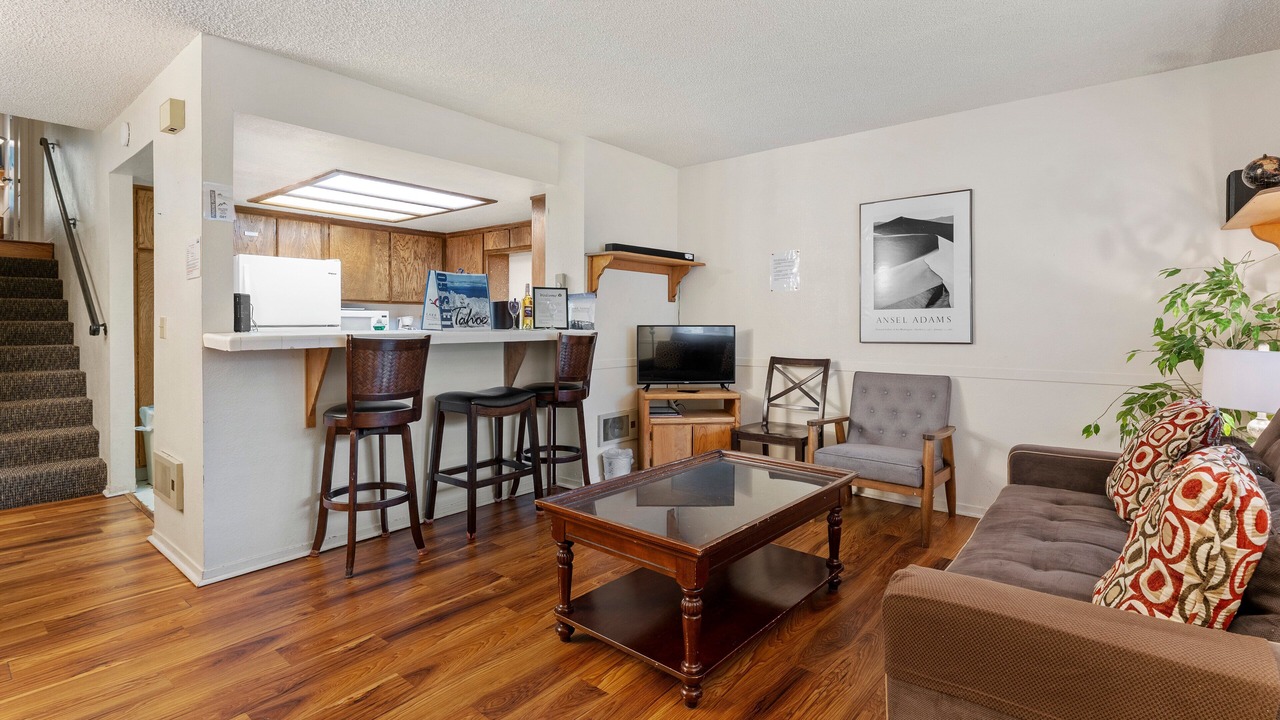 Photo of Livingroom in Tahoe Village